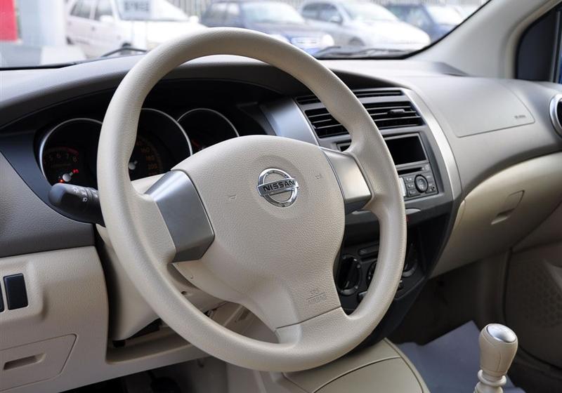 東風(fēng)日產(chǎn) 驪威 2010款 勁逸版 1.8XE MT標(biāo)準(zhǔn)型