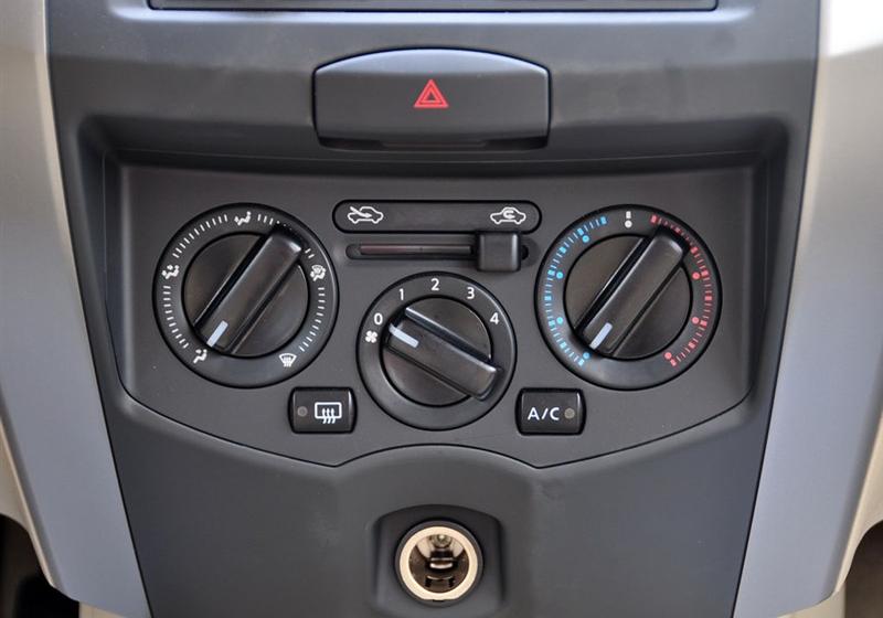 東風日產 驪威 2010款 勁逸版 1.8XE MT標準型