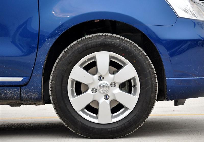 東風日產 驪威 2010款 勁逸版 1.8XE MT標準型