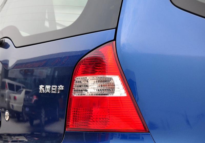 東風日產 驪威 2010款 勁逸版 1.8XE MT標準型