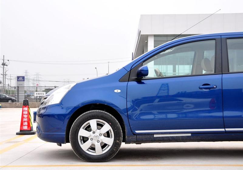 東風(fēng)日產(chǎn) 驪威 2010款 勁逸版 1.8XE MT標(biāo)準(zhǔn)型
