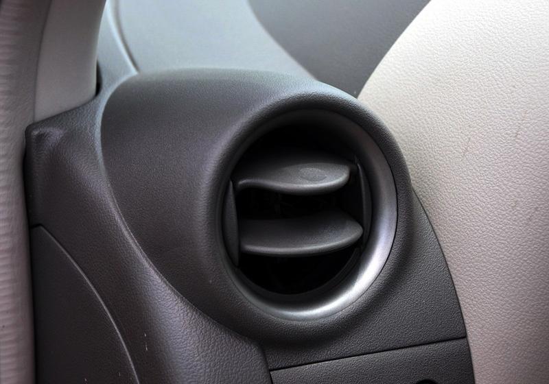 東風(fēng)日產(chǎn) 瑪馳 2010款 1.5XL MT易炫版