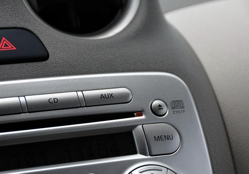 東風(fēng)日產(chǎn) 瑪馳 2010款 1.5XL MT易炫版