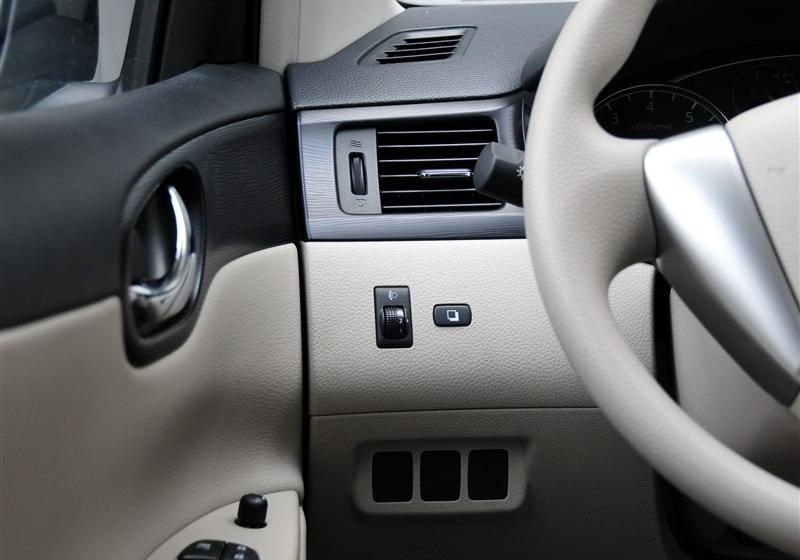 東風(fēng)日產(chǎn) 騏達(dá) 2011款 1.6 CVT智能型