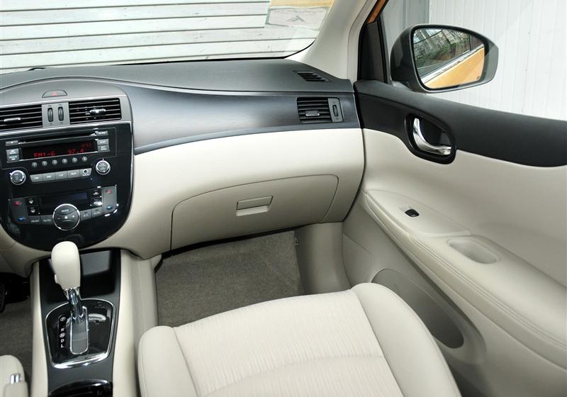 東風(fēng)日產(chǎn) 騏達(dá) 2011款 1.6 CVT智能型