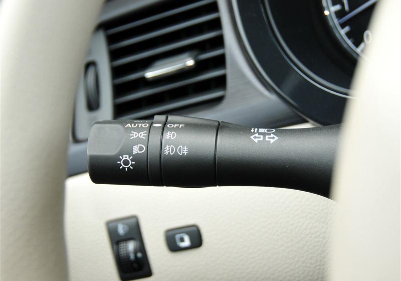 東風(fēng)日產(chǎn) 騏達(dá) 2011款 1.6 CVT智能型