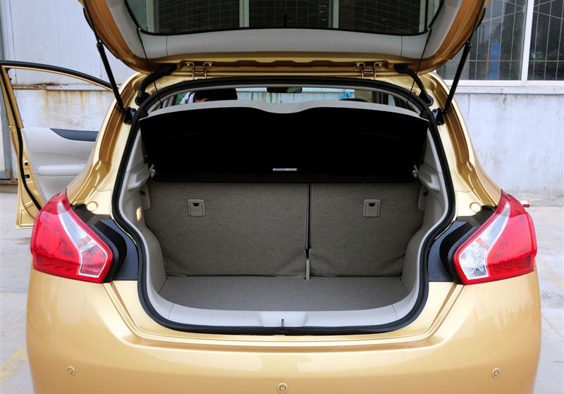 東風日產(chǎn) 騏達 2011款 1.6 CVT豪華型