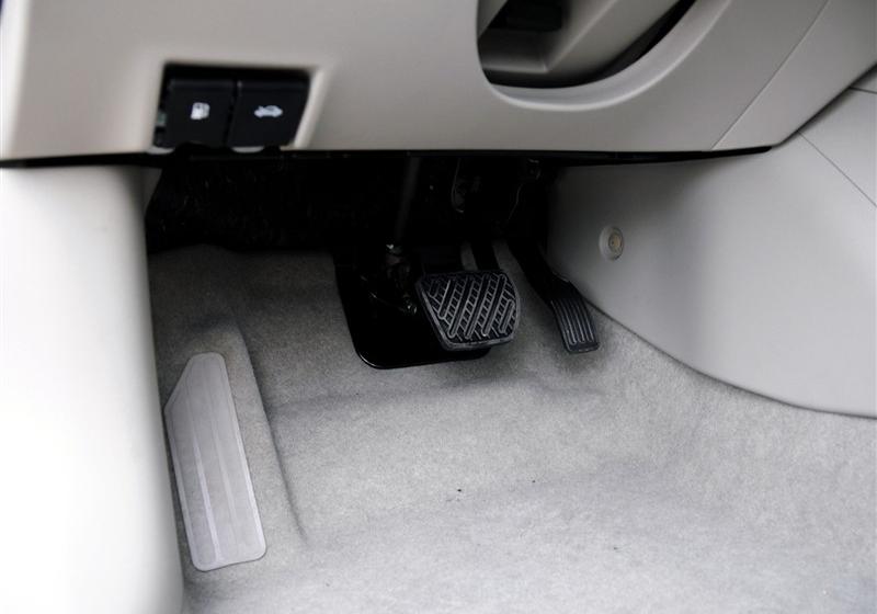 東風日產 騏達 2011款 1.6 CVT豪華型