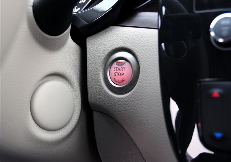 東風日產 騏達 2011款 1.6 CVT豪華型