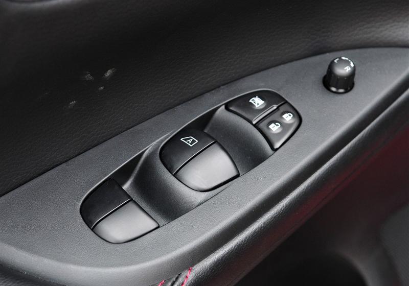 東風日產 騏達 2011款 1.6T M-CVT致酷版