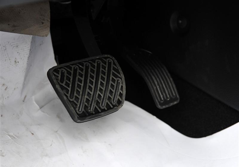 東風日產 騏達 2011款 1.6T M-CVT致酷版