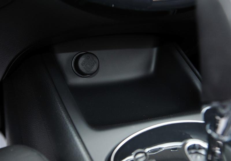 東風日產(chǎn) 騏達 2011款 1.6T M-CVT致酷版