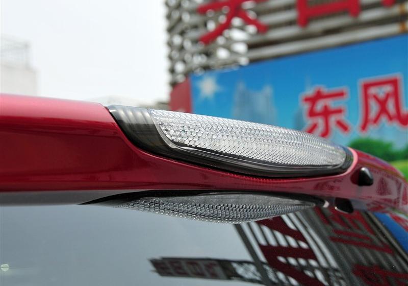 東風(fēng)日產(chǎn) 騏達(dá) 2011款 1.6T M-CVT致酷版