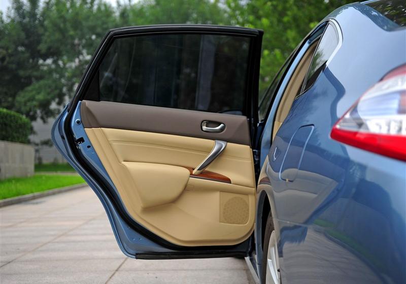 東風(fēng)日產(chǎn) 天籟 2011款 2.0L XL 舒適版