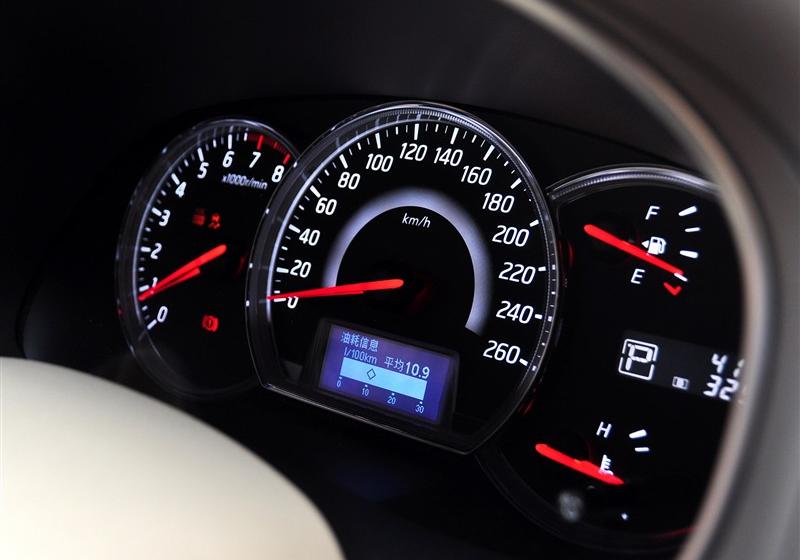 東風(fēng)日產(chǎn) 天籟 2011款 2.5L XL-NAVI 智領(lǐng)版