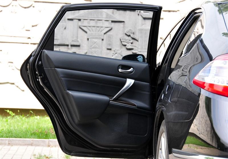 東風日產 天籟 2011款 公爵 2.5L XV 尊雅版