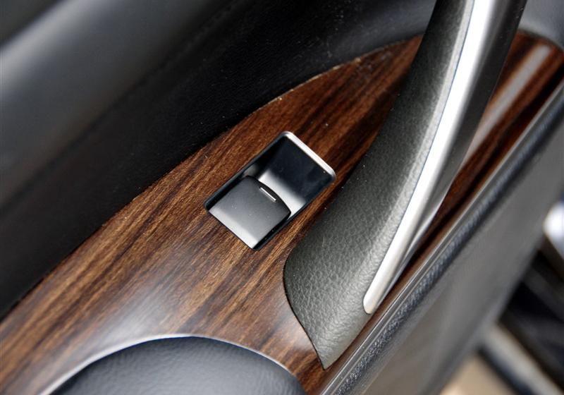 東風日產 天籟 2011款 公爵 2.5L XV 尊雅版