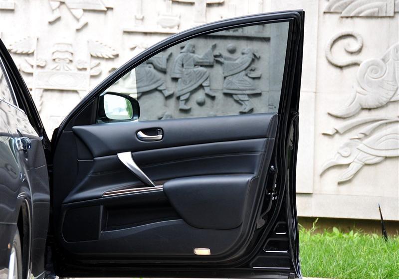 東風日產 天籟 2011款 公爵 2.5L XV 尊雅版