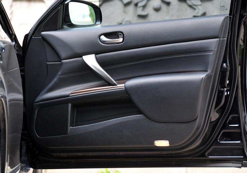 東風日產 天籟 2011款 公爵 2.5L XV 尊雅版