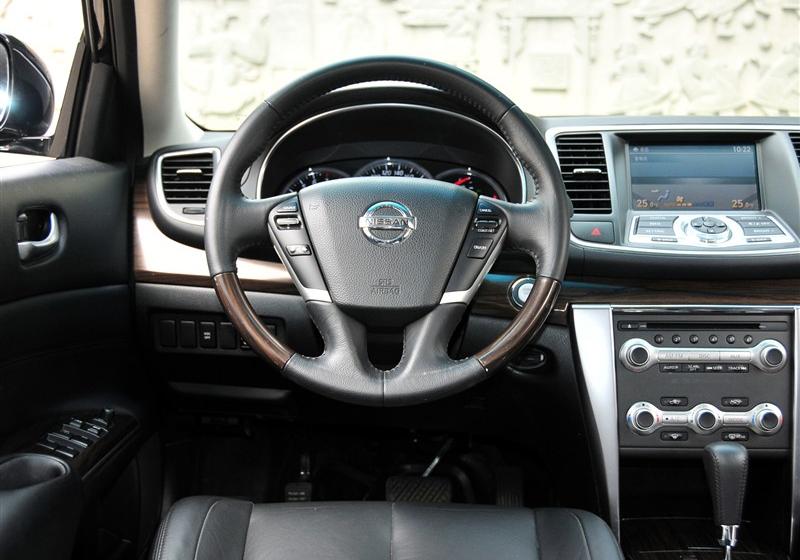 東風日產 天籟 2011款 公爵 2.5L XV 尊雅版