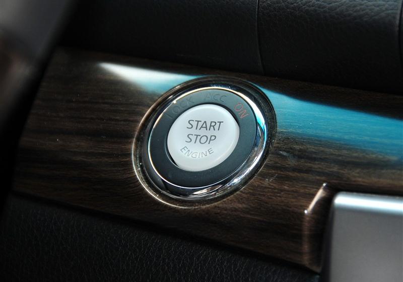 東風(fēng)日產(chǎn) 天籟 2011款 公爵 2.5L XV 尊雅版