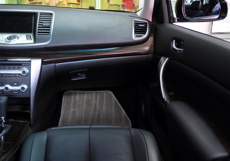 東風(fēng)日產(chǎn) 天籟 2011款 公爵 2.5L XV VIP 尊尚版