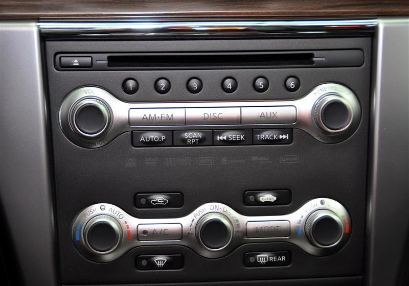 東風日產 天籟 2011款 公爵 2.5L XV VIP 尊尚版