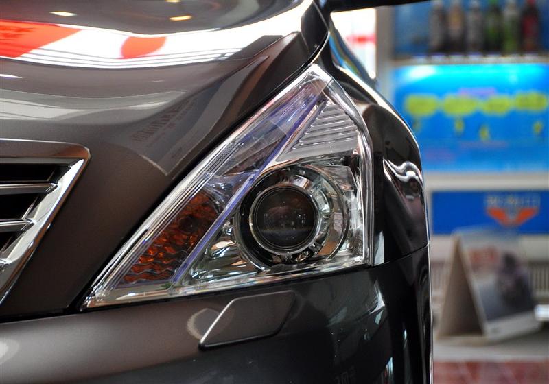 東風日產 天籟 2011款 公爵 2.5L XV VIP 尊尚版