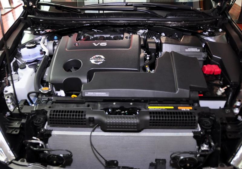 東風日產 天籟 2011款 公爵 2.5L XV VIP 尊尚版