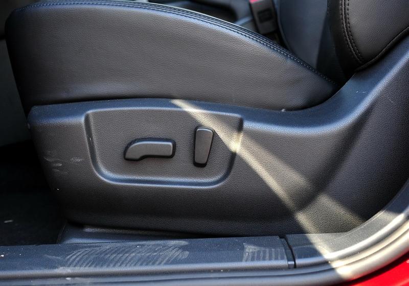 東風日產 逍客 2011款 2.0XV 雷 CVT 2WD