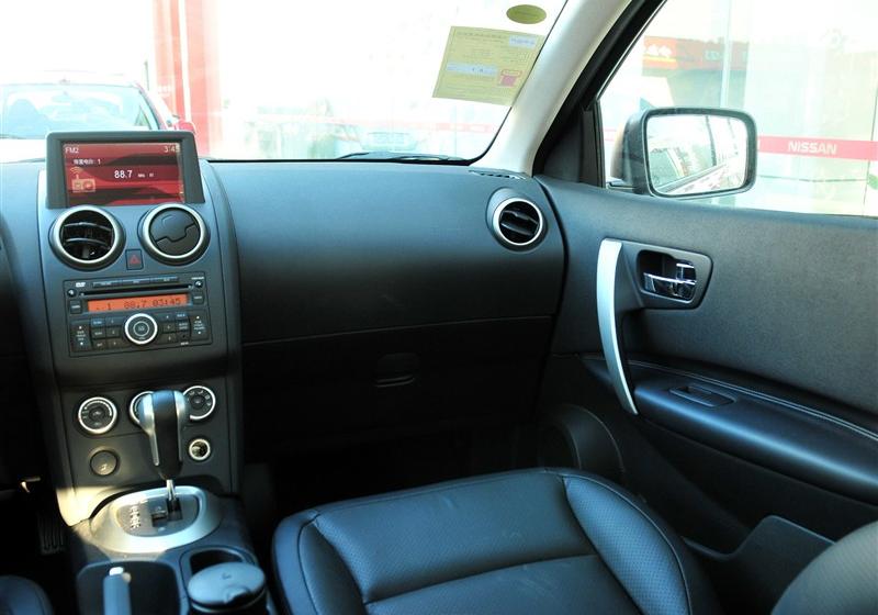 東風日產 逍客 2011款 2.0XV 雷 CVT 2WD