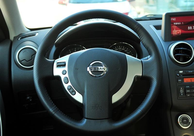 東風(fēng)日產(chǎn) 逍客 2011款 2.0XV 雷 CVT 2WD