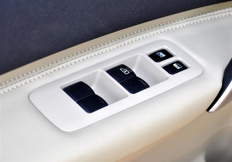 東風日產 逍客 2011款 2.0XV 龍 CVT 4WD