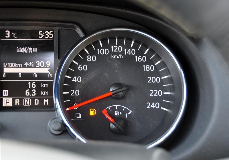 東風日產 逍客 2011款 2.0XV 龍 CVT 4WD