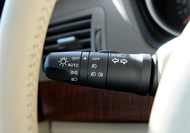 東風(fēng)日產(chǎn) 軒逸 2009款 2.0XL 科技版