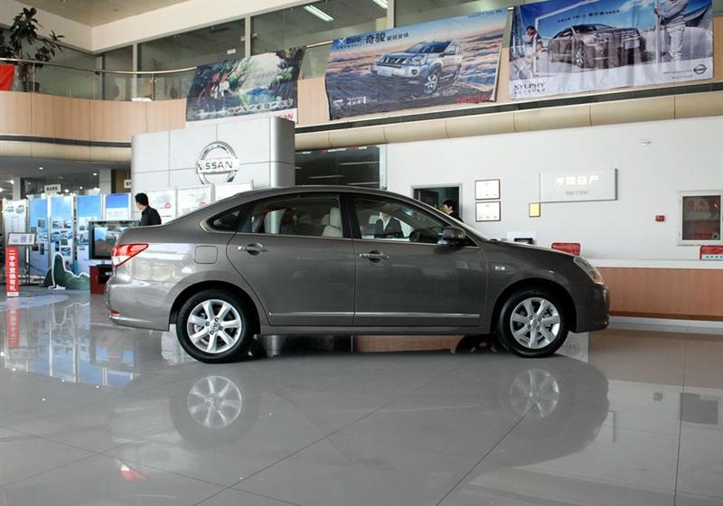 東風(fēng)日產(chǎn) 軒逸 2009款 2.0XL 科技天窗版