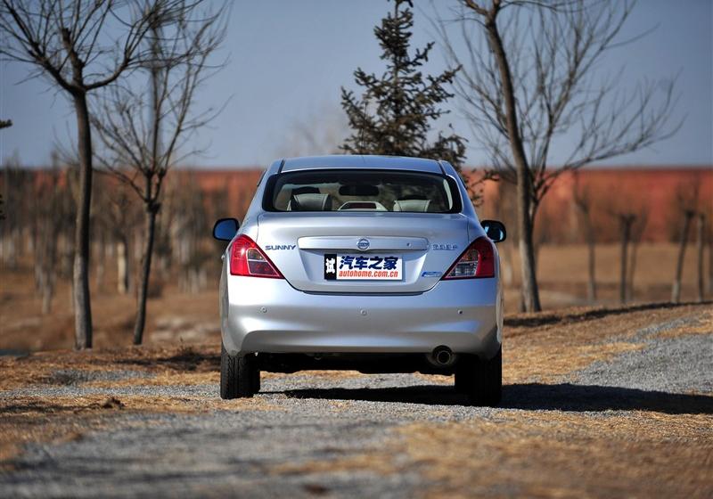 東風(fēng)日產(chǎn) 陽光 2011款 1.5XV 尊貴版 CVT