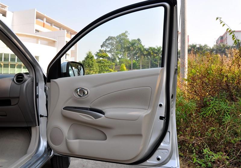 東風日產 陽光 2011款 1.5XV 尊貴版 CVT