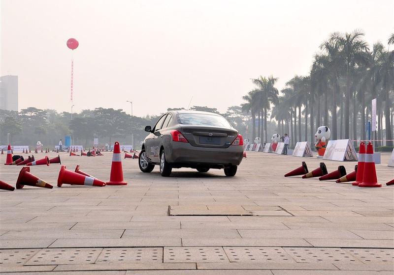 東風(fēng)日產(chǎn) 陽光 2011款 1.5XV 尊貴版 CVT