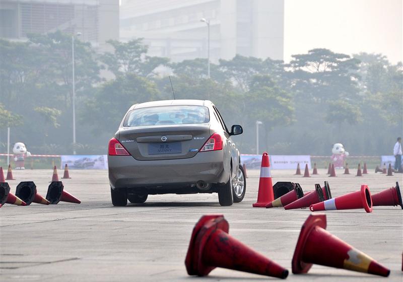 東風(fēng)日產(chǎn) 陽光 2011款 1.5XV 尊貴版 CVT