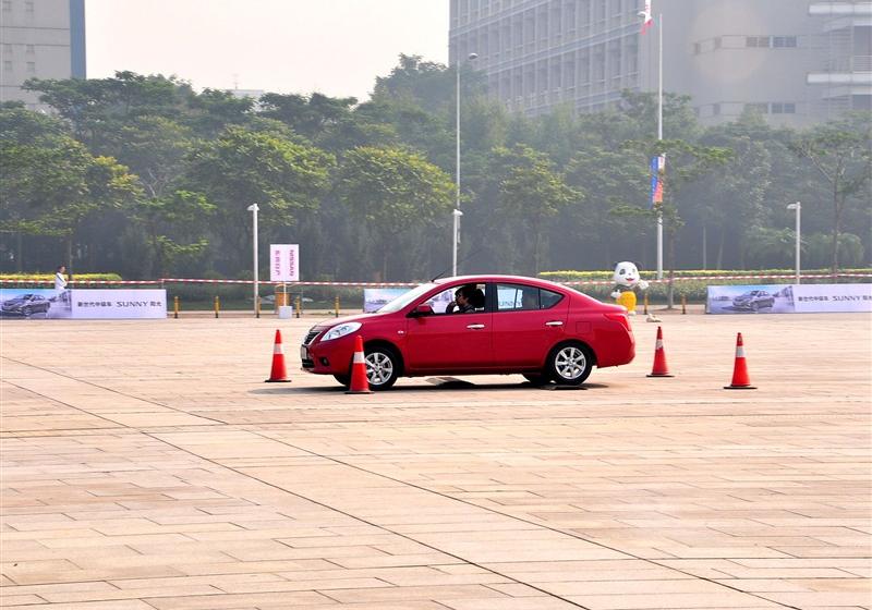 東風日產 陽光 2011款 1.5XV 尊貴版 CVT