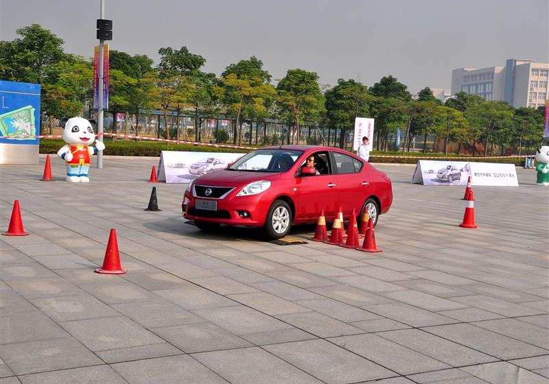 東風(fēng)日產(chǎn) 陽光 2011款 1.5XV 尊貴版 CVT