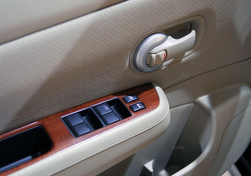 東風日產 頤達 2008款 1.6 自動豪華型