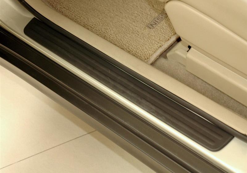 東風(fēng)日產(chǎn) 頤達(dá) 2008款 1.6 自動(dòng)尊貴型