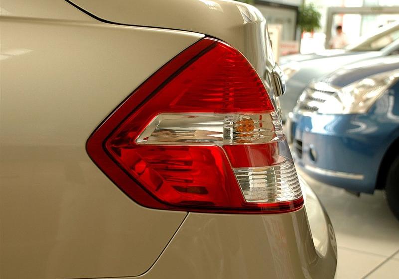 東風日產 頤達 2008款 1.6 自動尊貴型