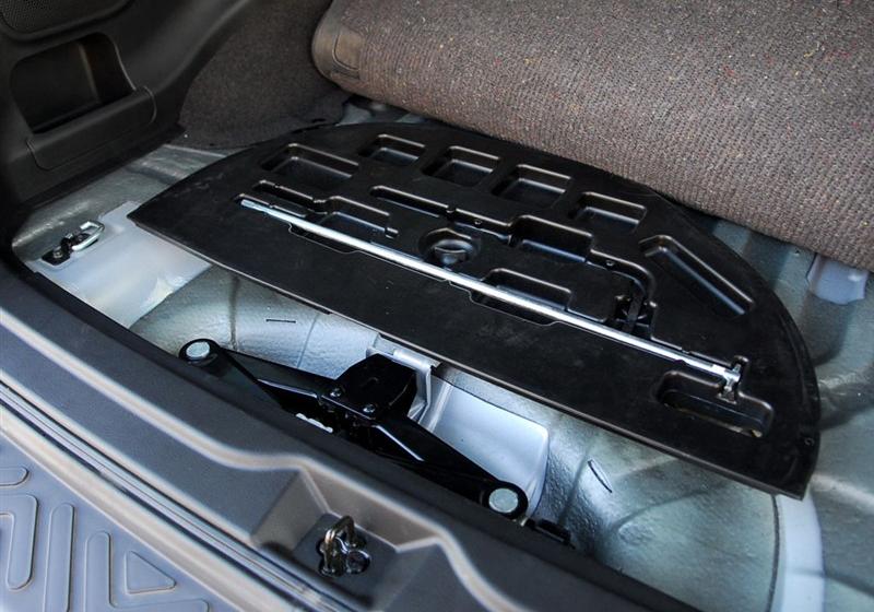 鄭州日產 帕拉丁 2006款 2.4 兩驅標準型