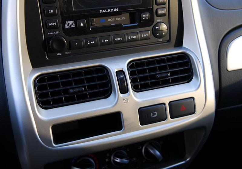 鄭州日產 帕拉丁 2006款 2.4 兩驅標準型