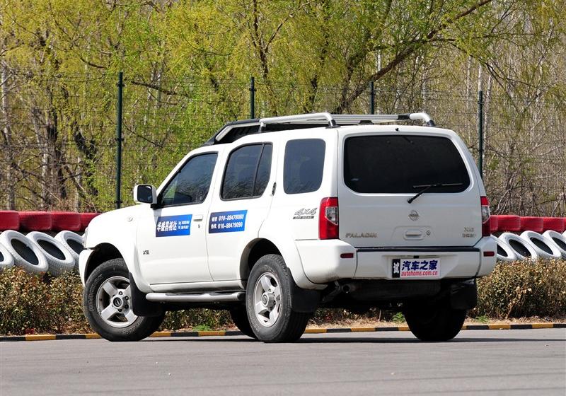 鄭州日產(chǎn) 帕拉丁 2006款 2.4 四驅(qū)標(biāo)準(zhǔn)型