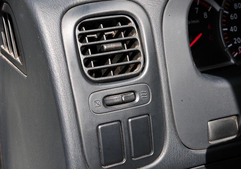 鄭州日產(chǎn) 帕拉丁 2006款 2.4 四驅(qū)標準型