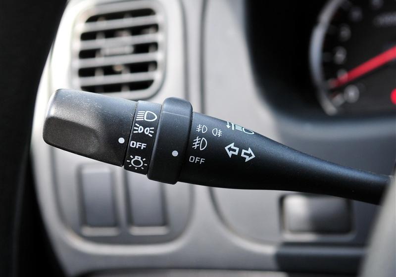 鄭州日產(chǎn) 帕拉丁 2006款 2.4 四驅(qū)標(biāo)準(zhǔn)型